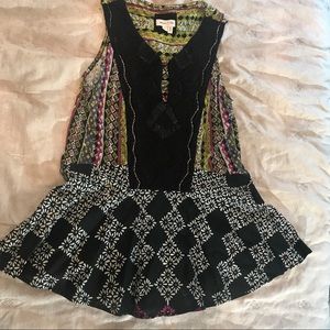 Cute colorful sleeveless top Anthropologie